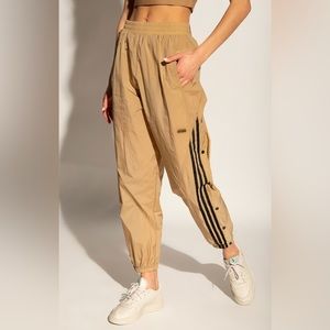 Adidas Originals R.Y.V. Track Pants in the color cardboard size small